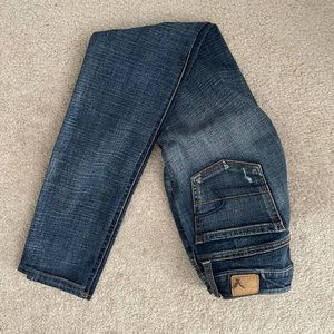 American Eagle women’s jeans